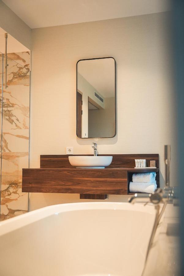 Van Der Valk Hotel Delft A4 Den Hoorn  المظهر الخارجي الصورة